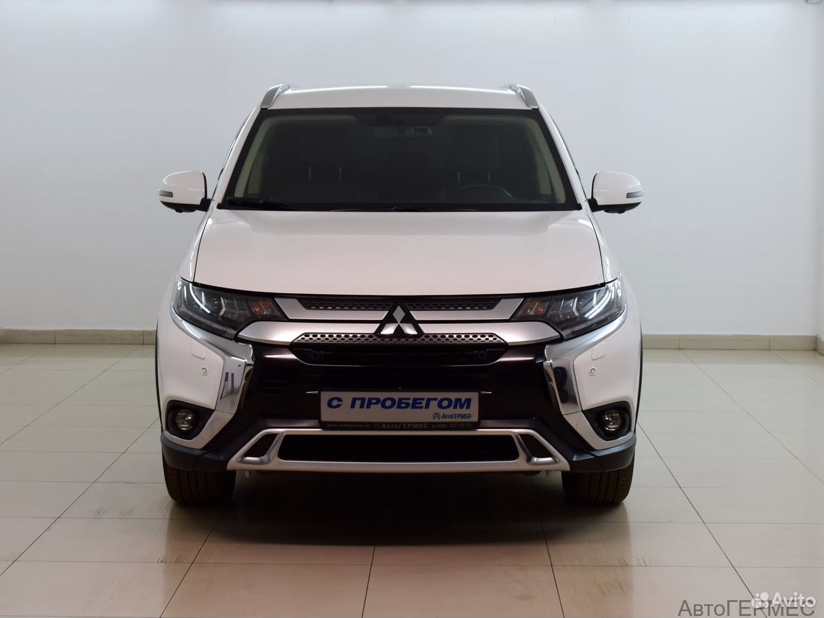 Mitsubishi Outlander, 2021, 2021 с пробегом 33 816 км Mitsubishi Outlander, 2021, 2021 с пробегом 33 816 км, цвет Белый, цена - 1 591 000 руб., кузов - Внедорожник 5-дверный