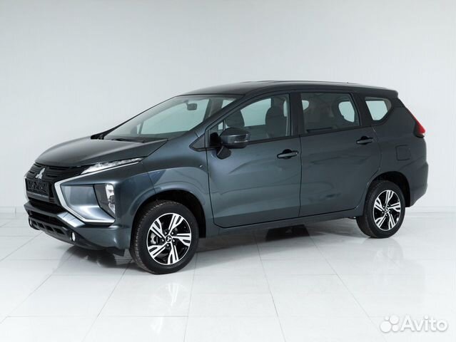 Mitsubishi Xpander, 2023, 2023 с пробегом 10 км Mitsubishi Xpander, 2023, 2023 с пробегом 10 км, цвет Голубой, цена - 943 000 руб., кузов - Внедорожник 5-дверный
