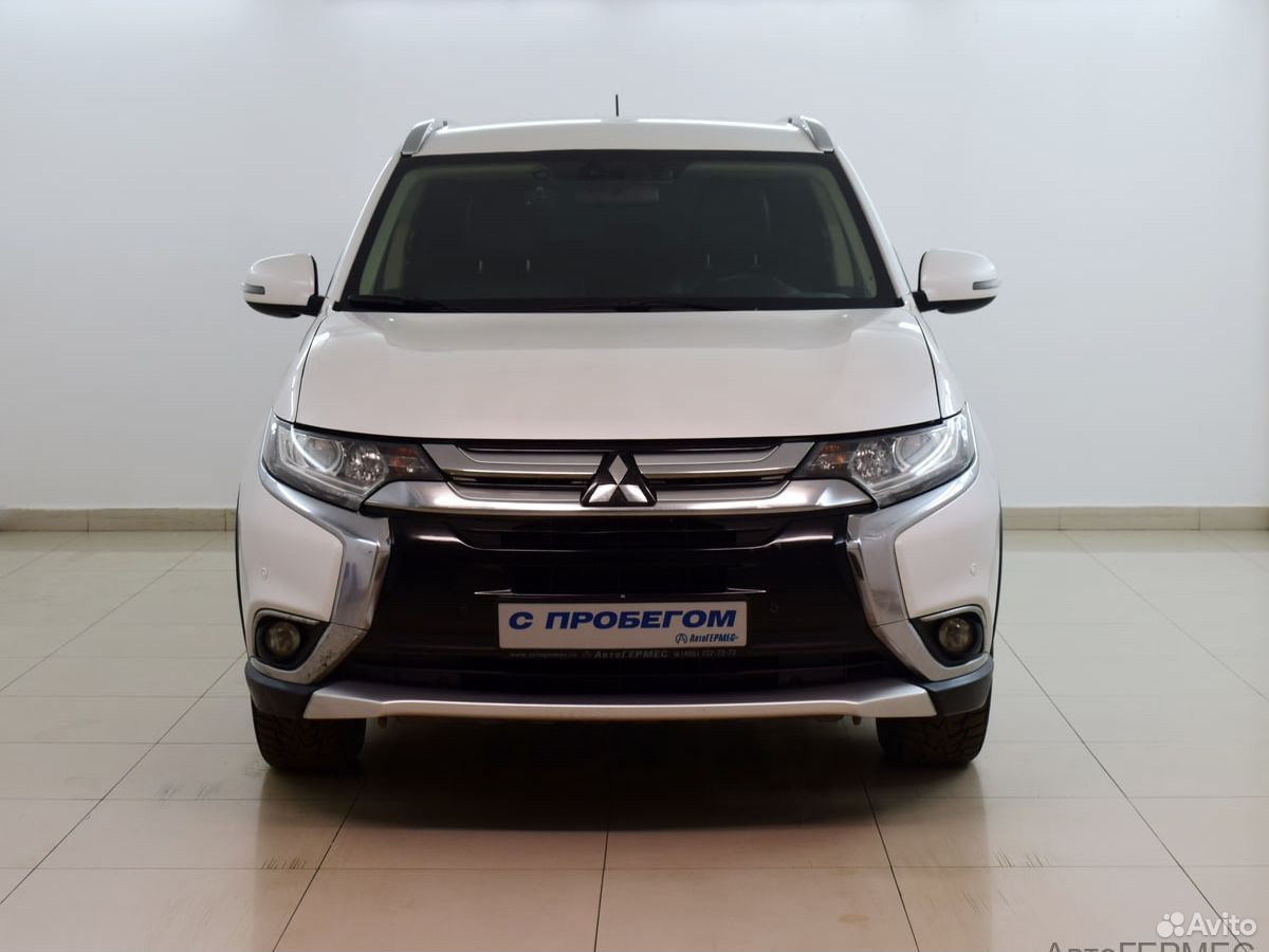 Mitsubishi Outlander, 2015, 2015 с пробегом 184 696 км Mitsubishi Outlander, 2015, 2015 с пробегом 184 696 км, цвет Белый, цена - 781 000 руб., кузов - Внедорожник 5-дверный
