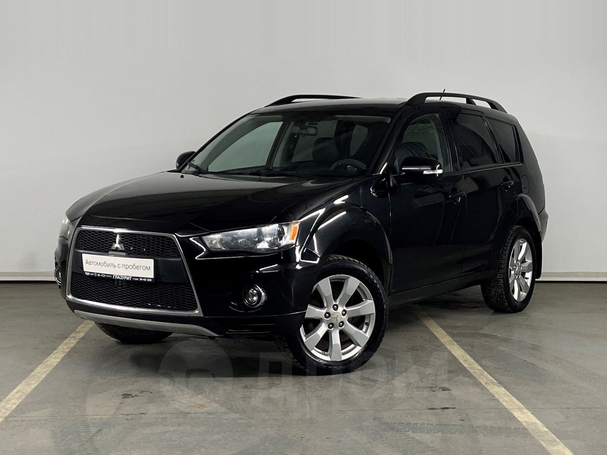 Mitsubishi Outlander, 2 поколение, рестайлинг, 2010 с пробегом 321 433 км Mitsubishi Outlander, 2 поколение, рестайлинг, 2010 с пробегом 321 433 км, цвет черный, цена - 819 000 руб., кузов -