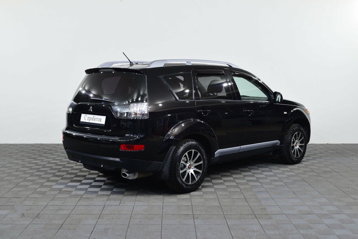 Mitsubishi Outlander, 2008, 2008 с пробегом 175 000 км Mitsubishi Outlander, 2008, 2008 с пробегом 175 000 км, цвет Чёрный, цена - 801 000 руб., кузов - Внедорожник 5 дв.