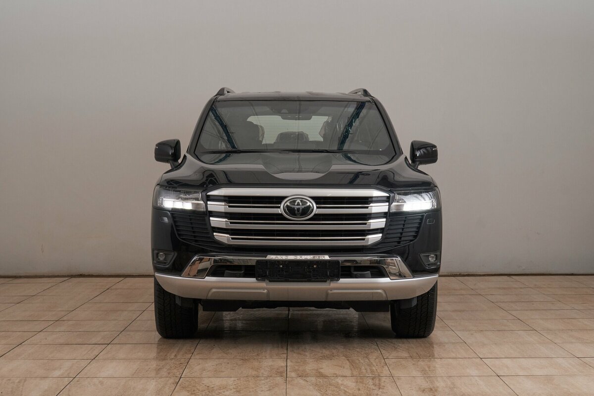 Toyota Land Cruiser, 2022, 2022 с пробегом 113 км Toyota Land Cruiser, 2022, 2022 с пробегом 113 км, цвет Чёрный, цена - 4 321 000 руб., кузов - Внедорожник 5 дв.