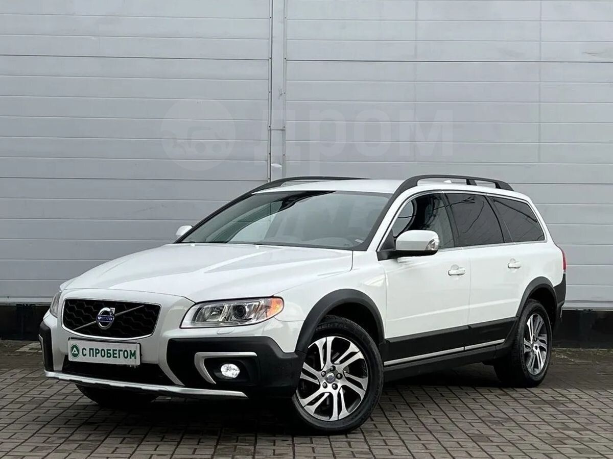 Volvo XC70, 3 поколение, 2013 с пробегом 96 000 км Volvo XC70, 3 поколение, 2013 с пробегом 96 000 км, цвет белый, цена - 991 000 руб., кузов -