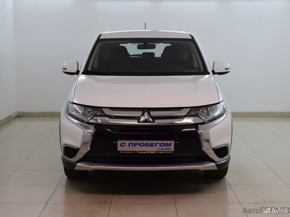 Mitsubishi Outlander, 2016, 2016 с пробегом 119 878 км Mitsubishi Outlander, 2016, 2016 с пробегом 119 878 км, цвет Белый, цена - 781 000 руб., кузов - Внедорожник 5-дверный